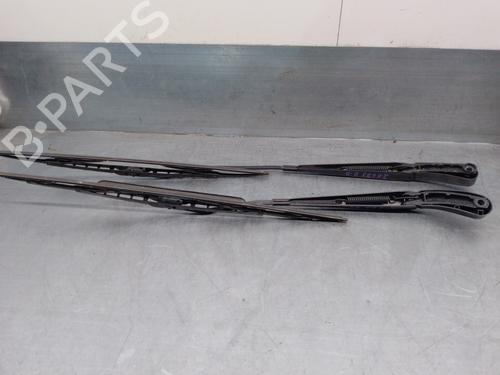 Front windshield wiper arm VOLVO S60 I (384) 2.4 | BP18552321C143 