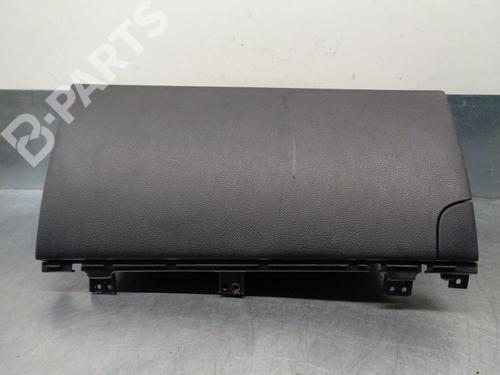 Used Glove box Glove box HYUNDAI i30 Estate (GD) 1.4 CRDi (90 hp) 8686205 8686205