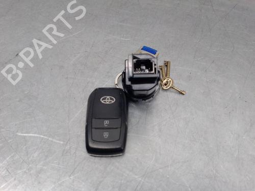 Switch TOYOTA YARIS (_P21_, _PA1_, _PH1_) 1.5 Hybrid (MXPH10, MXPH11) | BP17765481I30 