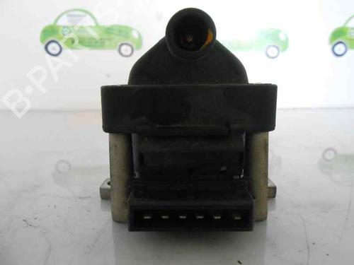 Used Ignition coil VW POLO II (86C, 80) 1.3 (55 hp) 2051888