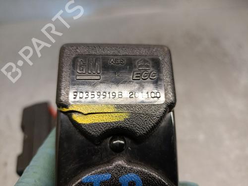 Seat buckle OPEL VECTRA B (J96) 1.6 i 16V (F19) | BP18880998I32 