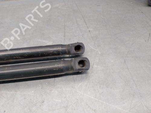 Tailgate lift support HYUNDAI i30 (FD) 1.6 CRDi | BP19075563C138 