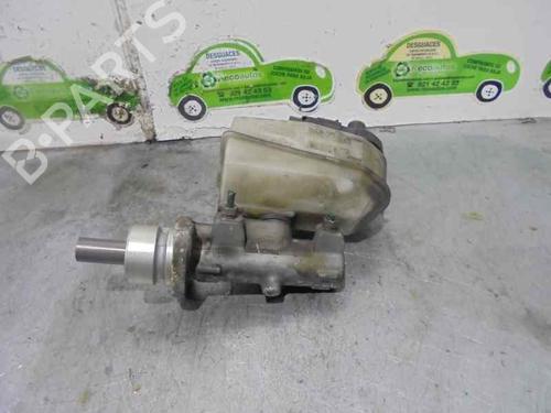 Brake master cylinder RENAULT MEGANE I Classic (LA0/1_) 1.9 D (LA0A, LA0U, LA0R) | BP2111044M77 