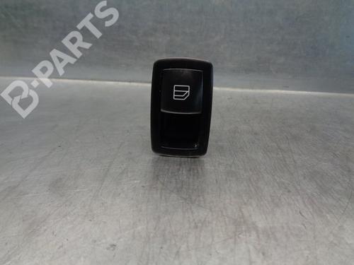 Used Right front window switch Right front window switch MERCEDES-BENZ M-CLASS (W164) ML 320 CDI 4-matic (164.122) (224 hp) 8697456 8697456