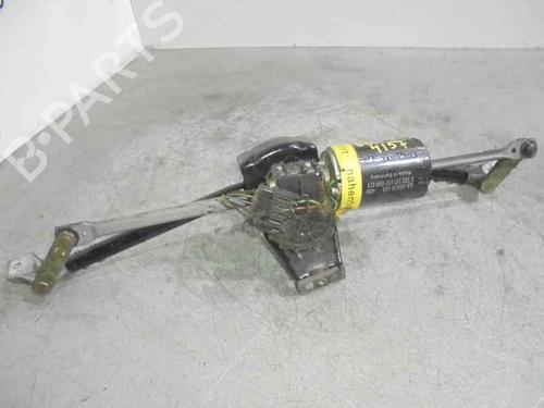 Used Front wiper motor AUDI 80 B4 Avant (8C5) 2.3 E (133 hp) 2063078