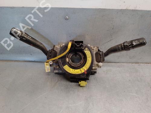 Used Headlight switch TOYOTA LAND CRUISER 90 (_J9_) 3.0 TD (KZJ90_, KZJ95_, KZJ90R, KZJ95R, KZJ90W, KZJ95W) (125 hp) 19448074