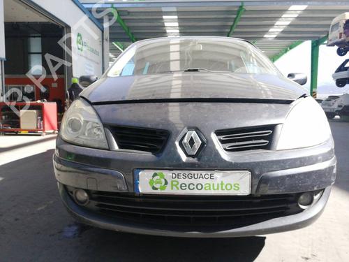 Venstre bagtil udvendigt håndtag RENAULT SCÉNIC II (JM0/1_) 1.9 dCi (JM0G, JM12, JM1G, JM2C) | BP16967498C130 