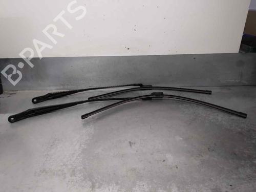 Used Front windshield wiper arm PEUGEOT 5008 (0U_, 0E_) 2.0 HDi 150 / BlueHDi 150 (150 hp) 18112151
