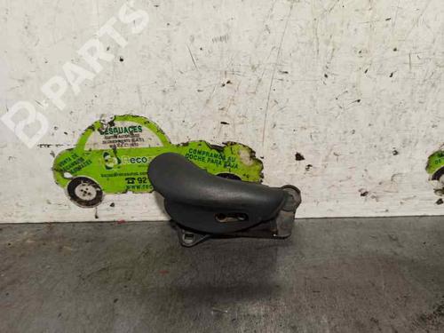 Used Front right interior door handle Front right interior door handle FIAT DUCATO Van (244_) 2.8 JTD (128 hp) 5257491 5257491