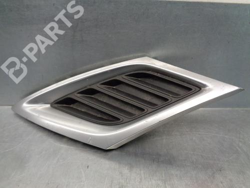 Used Front grille Front grille SAAB 9-3 Estate (E50) 1.9 TTiD (180 hp) 9959589 9959589