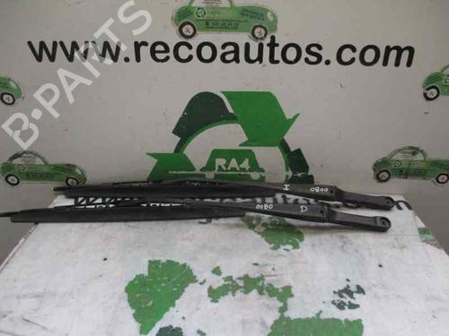 Used Front windshield wiper arm MERCEDES-BENZ M-CLASS (W163) ML 270 CDI (163.113) (163 hp) 3471522