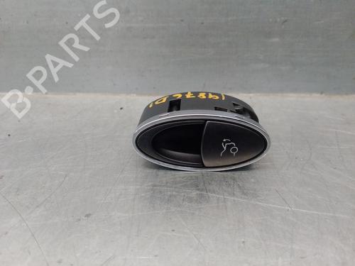 Used Switch MERCEDES-BENZ CLS (C219) CLS 350 (219.356) (272 hp) 17755991