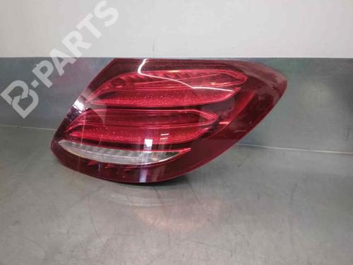 Used Right taillight Right taillight MERCEDES-BENZ E-CLASS (W213) E 220 d (213.004) (194 hp) 10289398 10289398