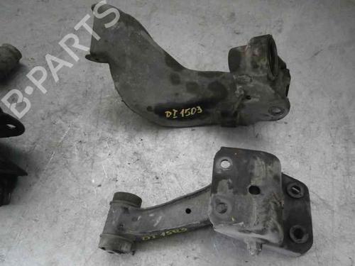 Used Left front suspension arm NISSAN PRIMERA (P10) 2.0 16V (116 hp) 2061009