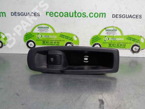 Used Right rear window switch Right rear window switch RENAULT KOLEOS I (HY_) 2.0 dCi 4x4 (HY0K) (150 hp) 5271127 5271127