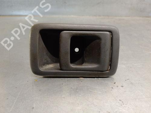 Used Front right interior door handle TOYOTA LAND CRUISER 90 (_J9_) 3.0 TD (KZJ90_, KZJ95_, KZJ90R, KZJ95R, KZJ90W, KZJ95W) (125 hp) 19447506