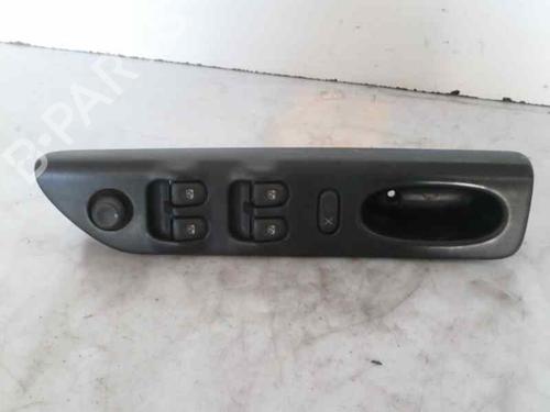 Used Left front window switch RENAULT LAGUNA I (B56_, 556_) [1993-2002]  2059991