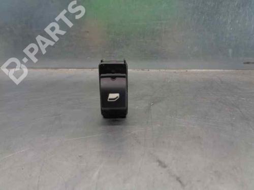 Used Right front window switch Right front window switch CITROËN C4 CACTUS 1.5 BlueHDi 100 (102 hp) 8063235 8063235