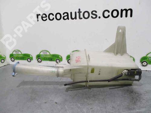 Used Windscreen washer tank Windscreen washer tank CHEVROLET EVANDA 2.0 (131 hp) 7448102 7448102