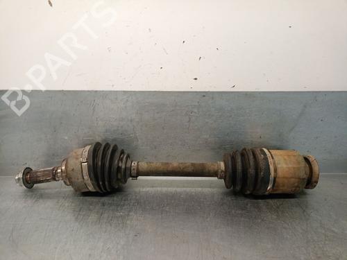 Used Right front driveshaft KIA SORENTO I (JC) 2.5 CRDi 4WD (140 hp) 18880103