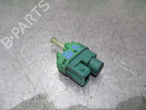 Used Switch FORD FIESTA V (JH_, JD_) 1.4 TDCi (68 hp) 2100786
