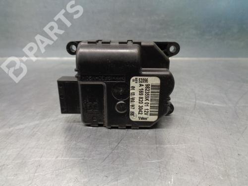 heater-blower-motor-mercedes-benz-b-class-sports-tourer-w245-b-200-245233-a1698203042-2005-2006-2007-2008-2009-2010-2011-9553995 main image