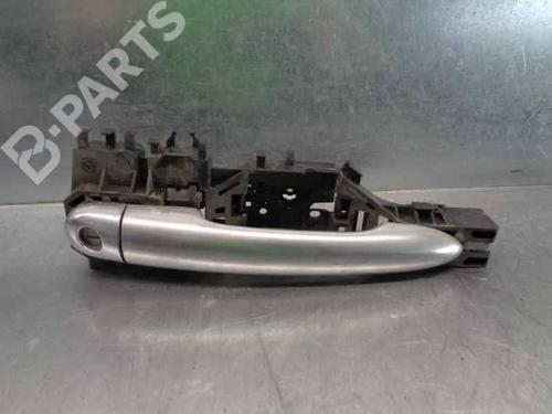 front-left-exterior-door-handle-renault-megane-ii-coupe-cabriolet-em01_-16-16v-7701475145-2003-2004-2005-2006-2007-2008-2009-2010-8105396 main image