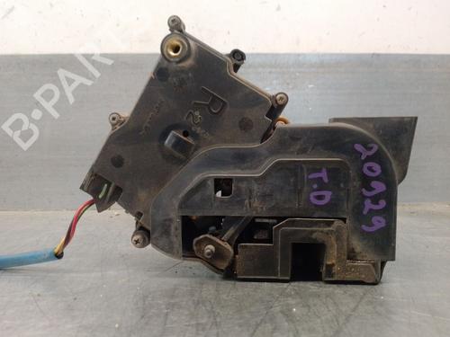 Høyre bak lås MAZDA 323 F VI Hatchback (BJ) 2.0 TD | BP19257901C99 