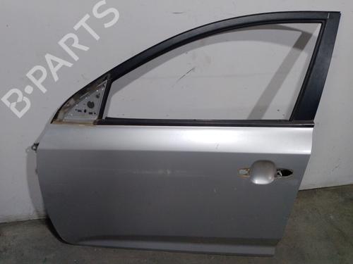 Used Left front door KIA CEE'D Hatchback (ED) 1.6 CRDi 115 (115 hp) 19414656