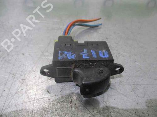 Used Right front window switch CHEVROLET NUBIRA Saloon [2005-2012]  2097717