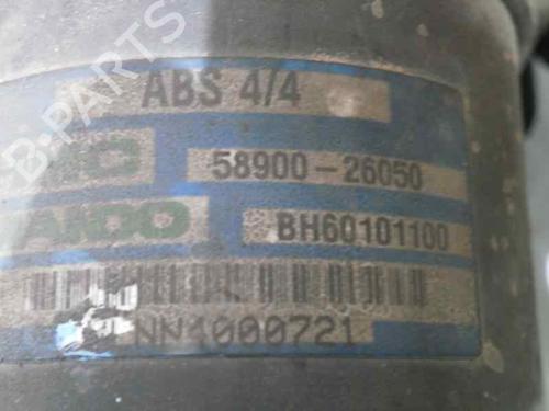 ABS pump HYUNDAI SANTA FÉ I (SM)  | BP3185676M43 