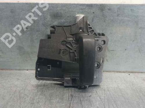 rear-right-interior-door-handle-peugeot-partner-box-bodympv-16-hdi-16v-9682100677-de-corredera-2008-7085060 main image