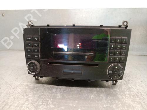 Used Radio MERCEDES-BENZ C-CLASS (W203) [2000-2007]  19255069