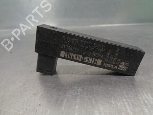 Antenne/Base VOLVO XC60 II (246) B4 Mild-Hybrid (197 hp) 18333391