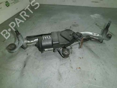 Used Front wiper motor PEUGEOT 1007 (KM_) 1.4 (75 hp) 2062774