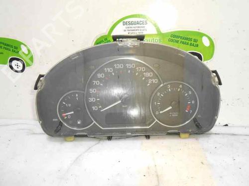 Used Instrument cluster PEUGEOT 1007 (KM_) 1.4 (75 hp) 2101524