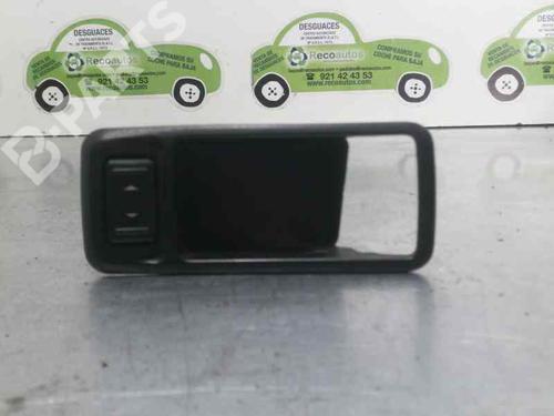 Used Right rear window switch Right rear window switch FORD C-MAX (DM2) 2.0 TDCi (136 hp) 2073099 2073099