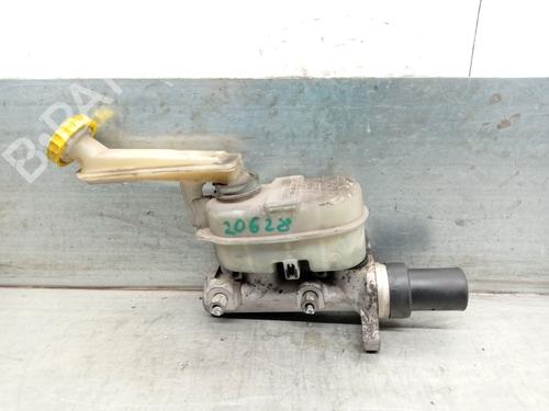 Used Brake master cylinder CHRYSLER VOYAGER / GRAND VOYAGER III (GS_, NS_) 2.0 i (133 hp) 19145215