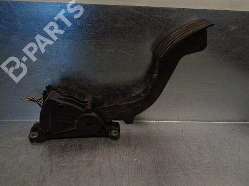 Used Pedal Pedal VOLVO S40 II (544) 2.0 D (136 hp) 9144612 9144612