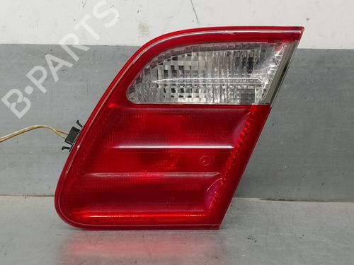 Used Right taillight MERCEDES-BENZ E-CLASS (W210) E 220 CDI (210.006) (143 hp) 18550054