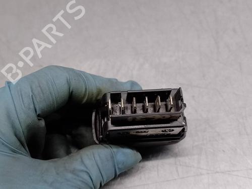 Right front window switch RENAULT MEGANE I Coach (DA0/1_) 1.9 dCi (DA05, DA1F) | BP18480412I26 