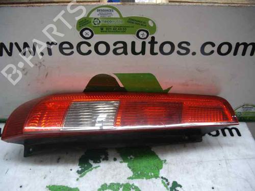 Used Left taillight FORD FIESTA V (JH_, JD_) 1.4 TDCi (68 hp) 2065427