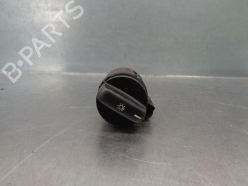 Used Headlight switch BMW 5 (E39) [1995-2003]  18146509
