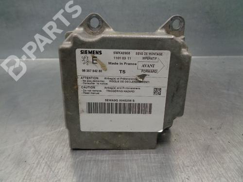 Used ECU airbags ECU airbags PEUGEOT 307 (3A/C) 2.0 HDi 90 (90 hp) 10749864 10749864