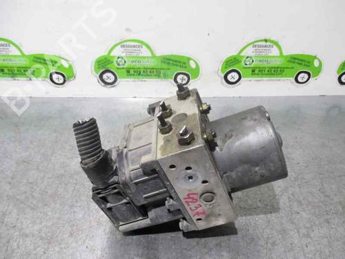 Used ABS pump FORD MONDEO III Turnier (BWY) 2.0 TDCi (130 hp) 2124425