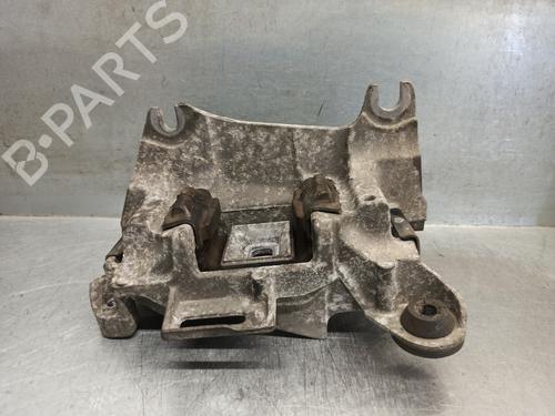 Support de moteur RENAULT SCÉNIC III (JZ0/1_) 1.5 dCi (106 hp) 18041019