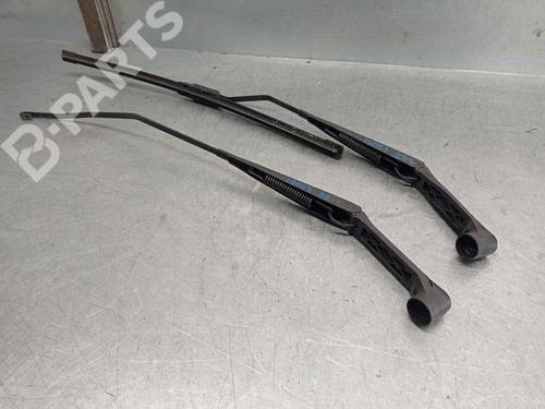 Used Front wipers mechanism Front wipers mechanism SMART FORFOUR (454) 1.3 (454.031) (95 hp) 9520299 9520299