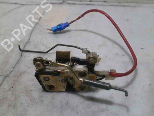 Serratura anteriore destra RENAULT RAPID Box Body/MPV (F40_, G40_) 1.9 D (F40R) (54 hp) 11929925