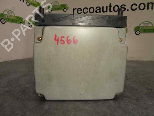Used Engine control unit (ECU) VOLVO S60 I (384) 2.4 (170 hp) 2099808