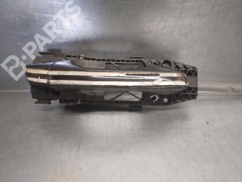 Used Front right exterior door handle Front right exterior door handle SKODA SUPERB III (3V3) 2.0 TDI (150 hp) 10234559 10234559